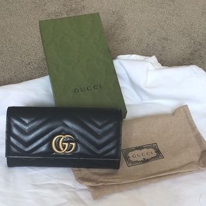 Brand new Gucci GG Marmont Continental Wallet